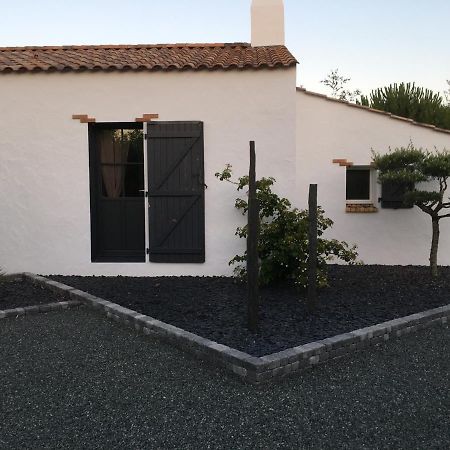 Chambre D Hotes Les Trois Chateaux Piscine Interieure Chauffee Notre-Dame-de-Riez 外观 照片
